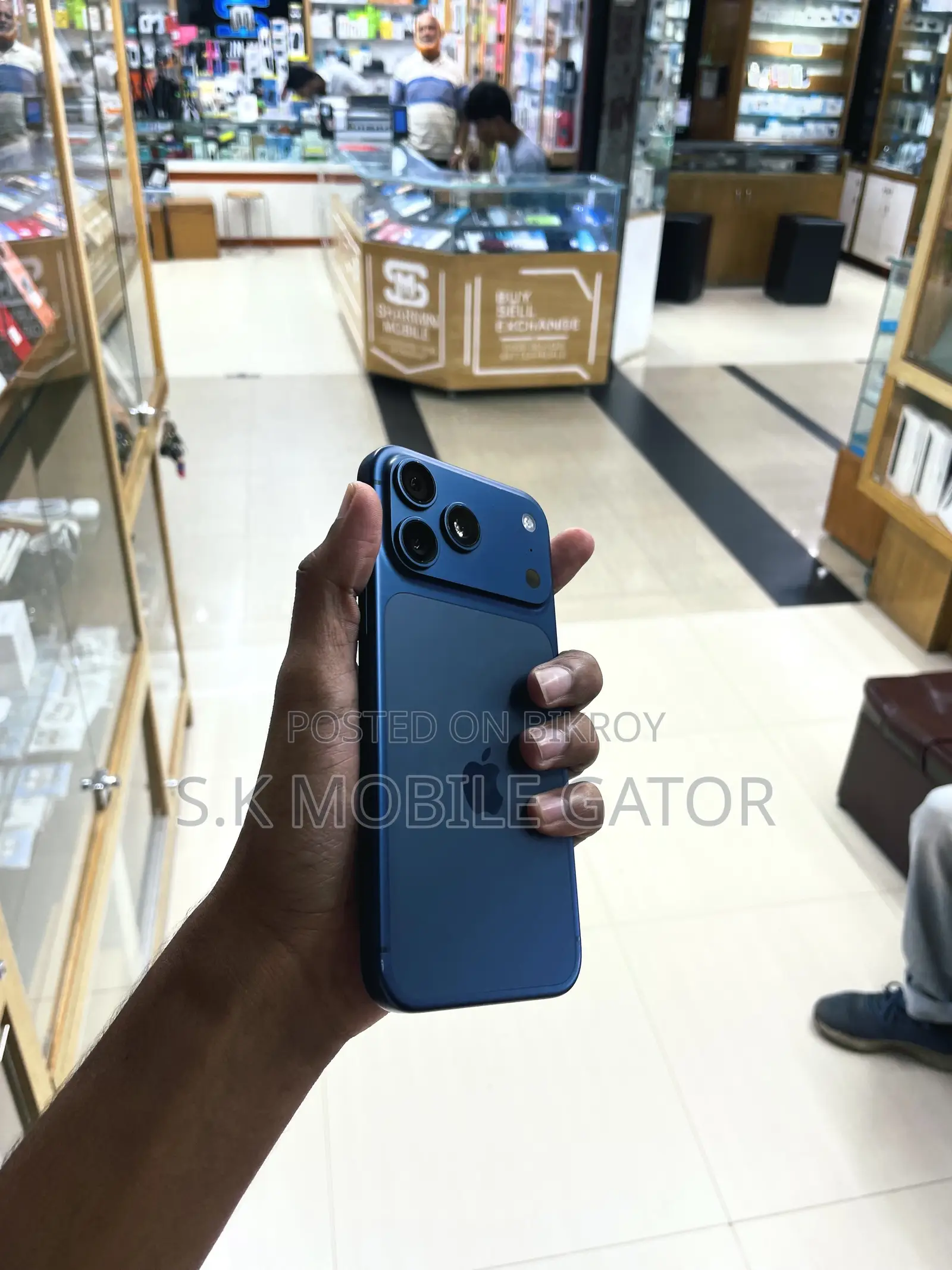 অ্যাপল আইফোন ১৭ প্রো ম্যাক্স ২৫৬ জিবি ব্লু