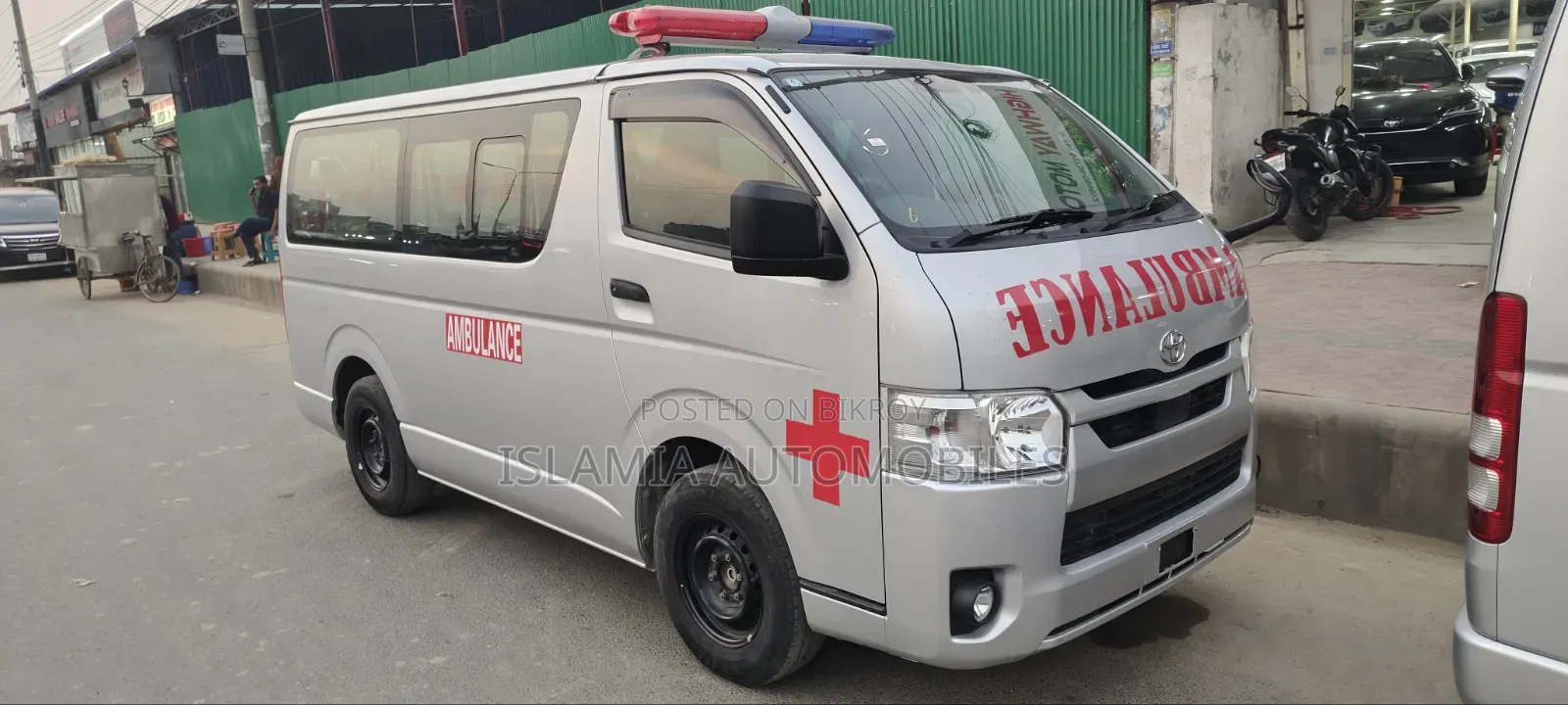 টয়োটা হাইএচ ২০২১ সিলভার