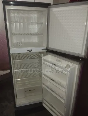 Walton 208 Liter Double Door Fridge. Full Fresh Condition