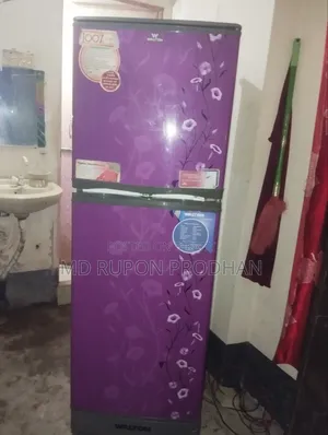 Walton 208 Liter Double Door Fridge. Full Fresh Condition