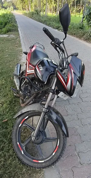 TVS Metro Plus 2021 Red
