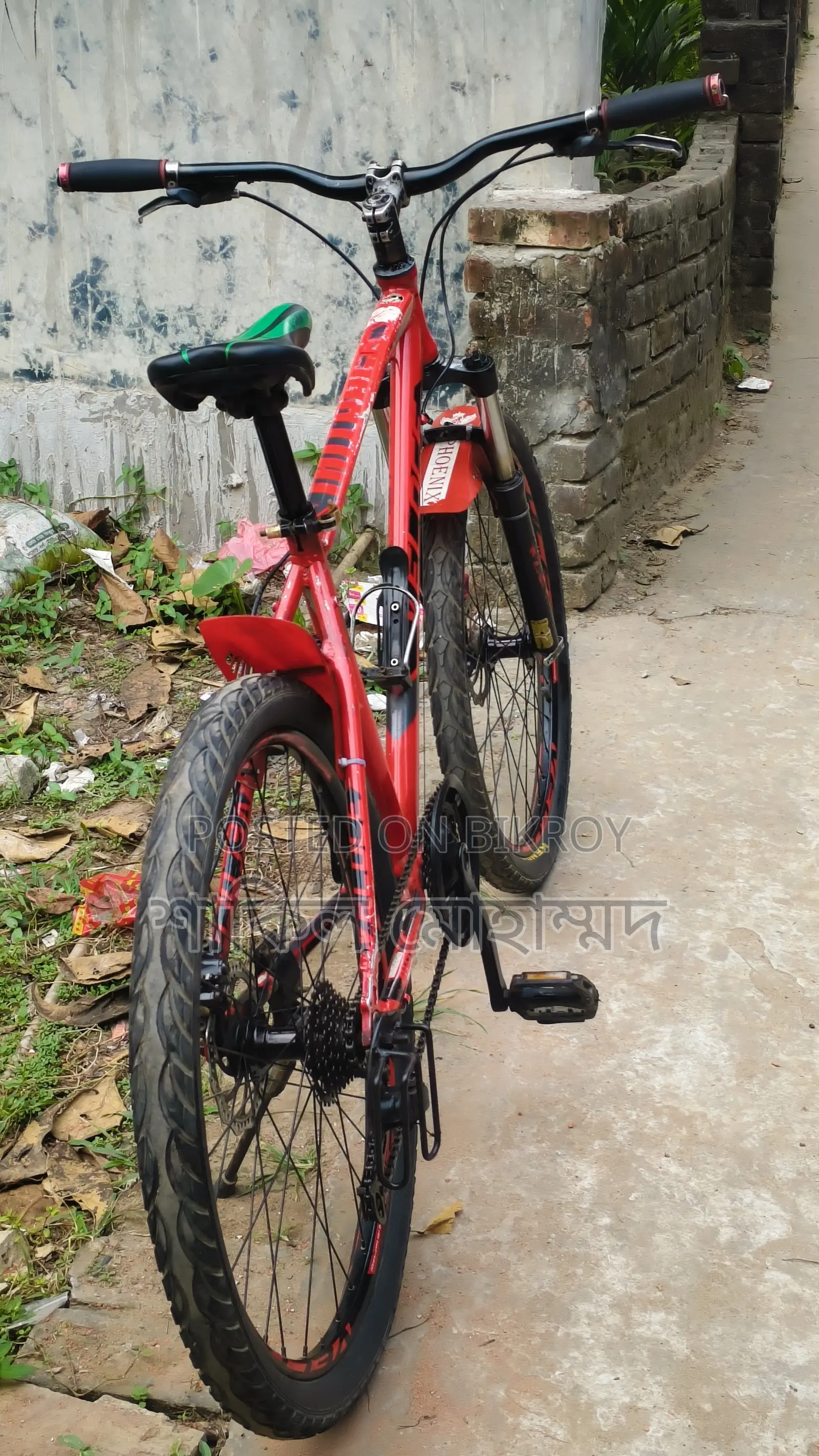 Veloce, 2 tires new, location Chittagong only
