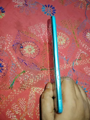 টেকনো বি৩ সিলভার