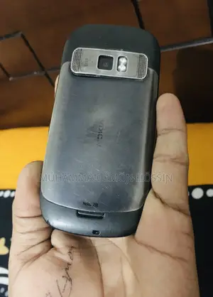 Nokia 701 8 GB Black