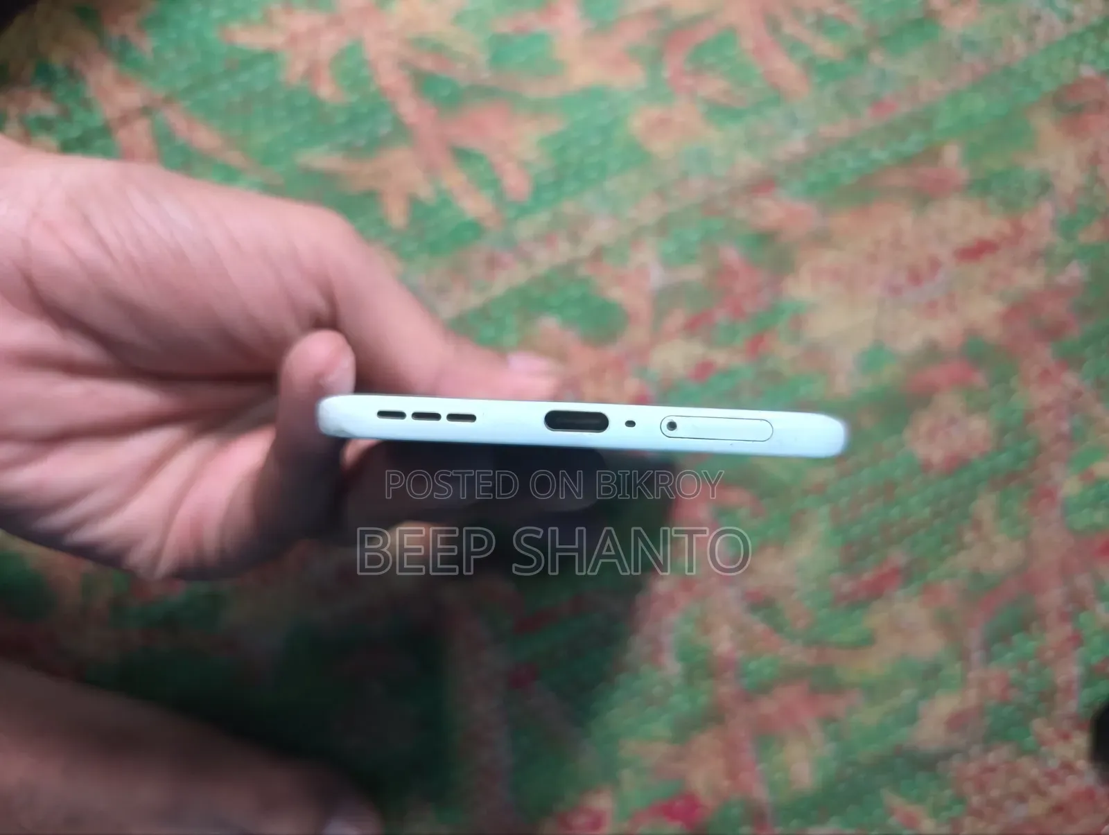 টেকনো পোভা স্লিম ৫জি ২৫৬ জিবি হোয়াইট