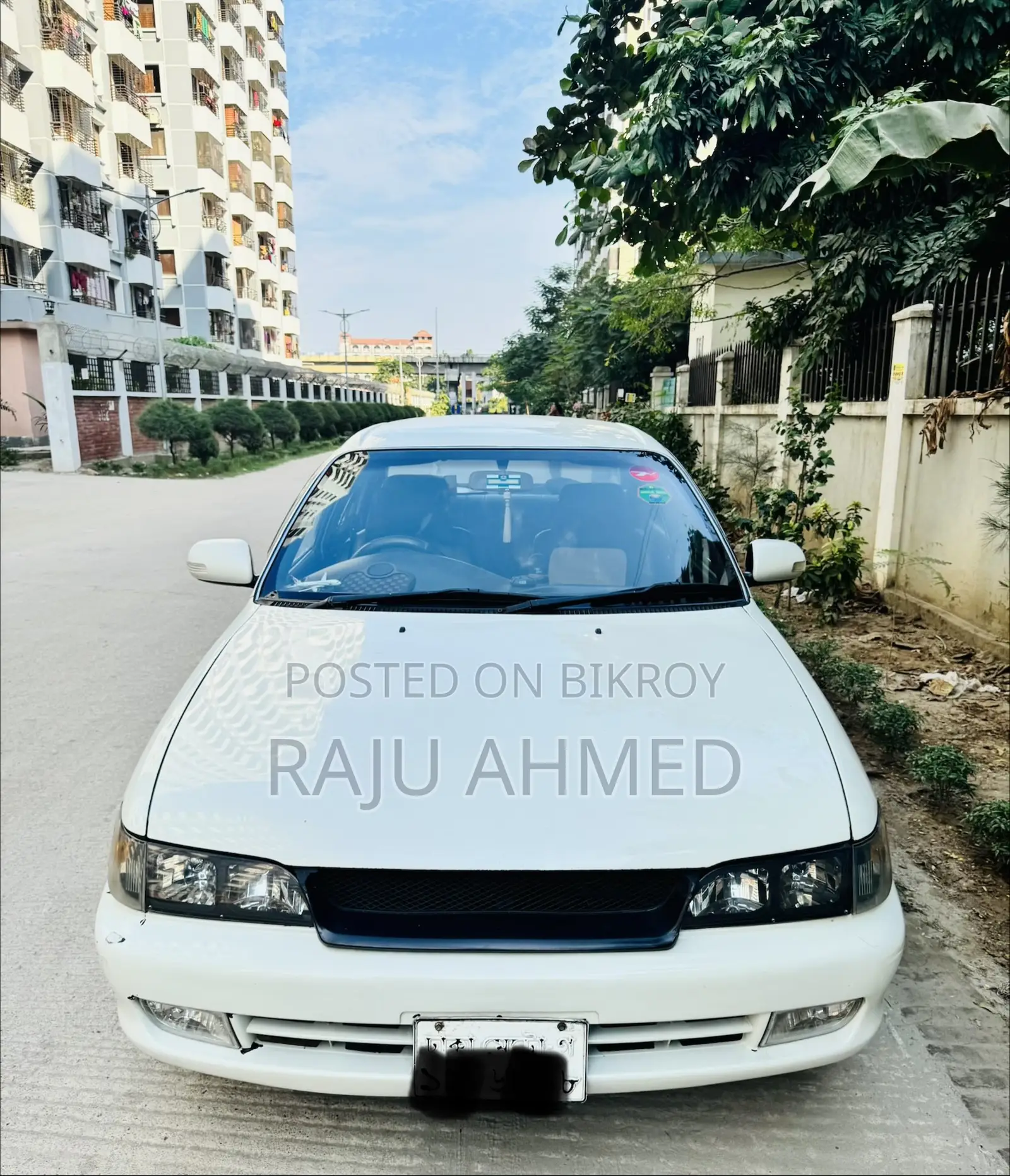 Toyota Corolla Sedan Automatic 1992 White