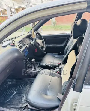 Toyota Corolla Sedan Automatic 1992 White