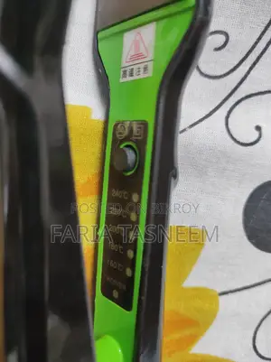 V & G Hair Straightener
