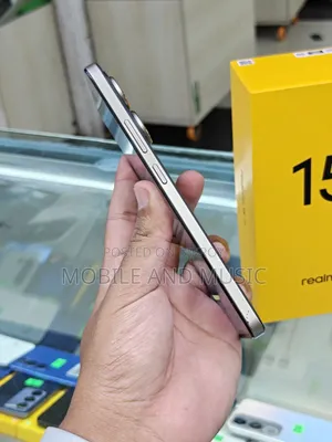 Realme 256 GB Gold