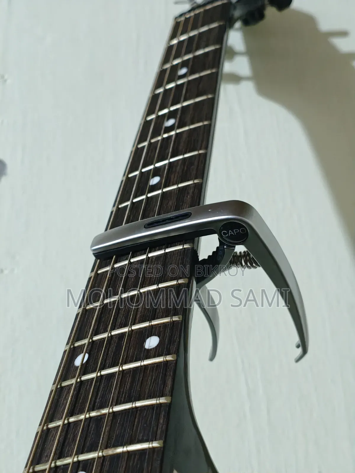 গিটার (YEMAHA Cm 2)