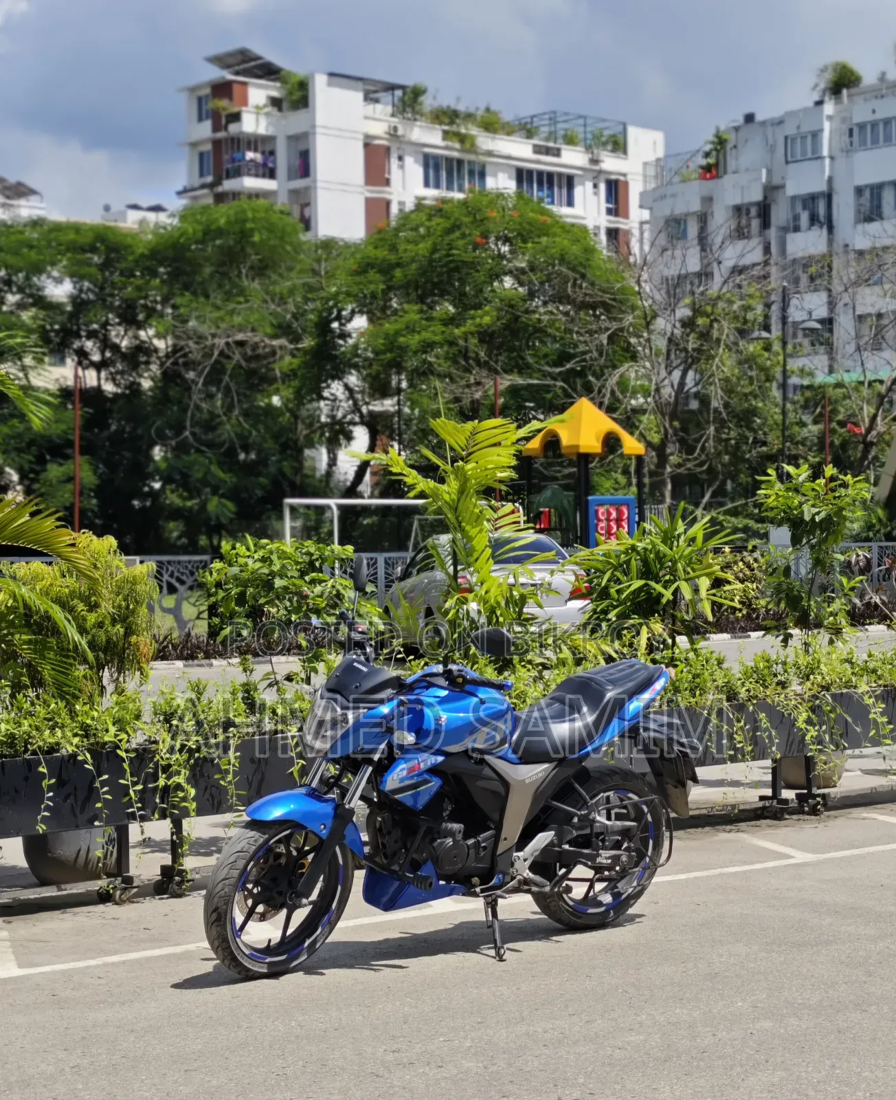 সুজুকি জিক্সার ২০২৩ নীল