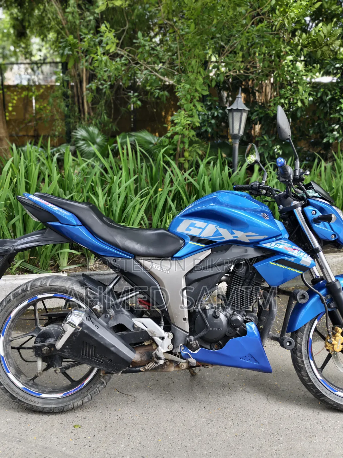 সুজুকি জিক্সার ২০২৩ নীল