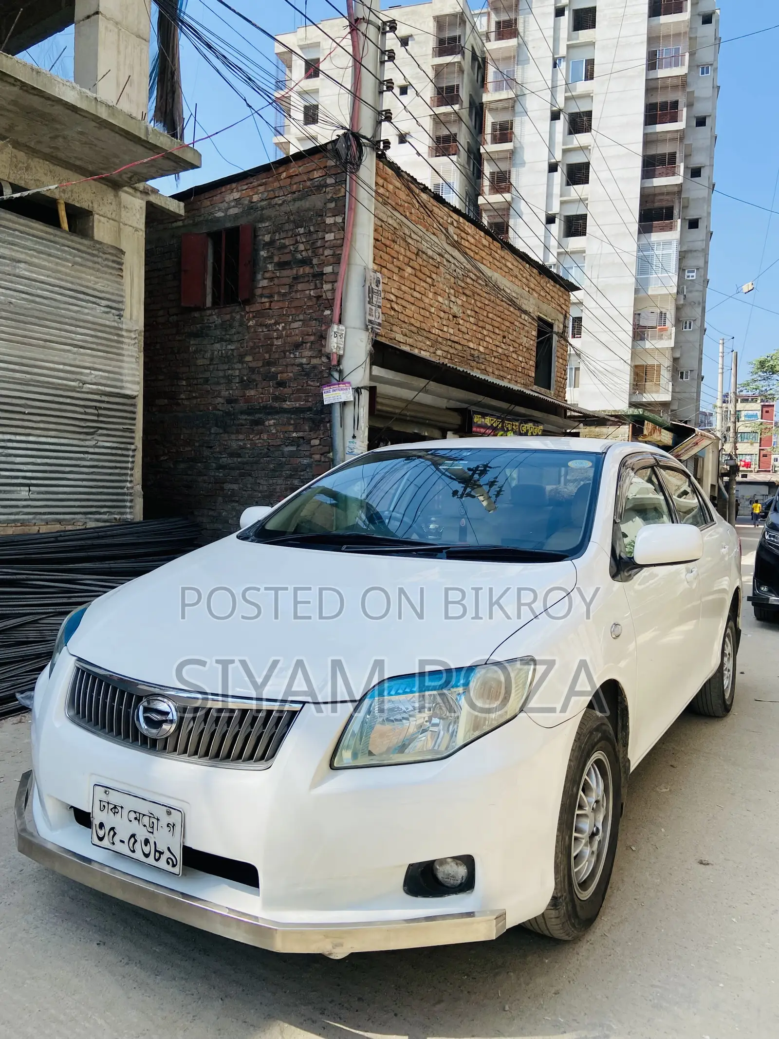 টয়োটা এক্সিও ২০০৮ সাদা