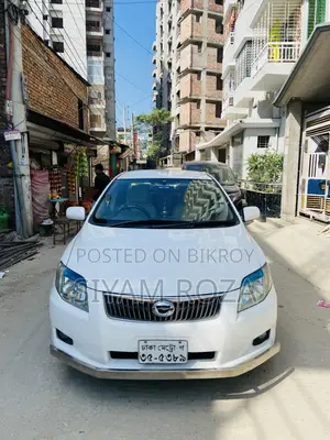 টয়োটা এক্সিও ২০০৮ সাদা
