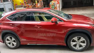 লেক্সাস এনএক্স ৩০০এইচ এডব্লিউডি ২০১৫ লাল