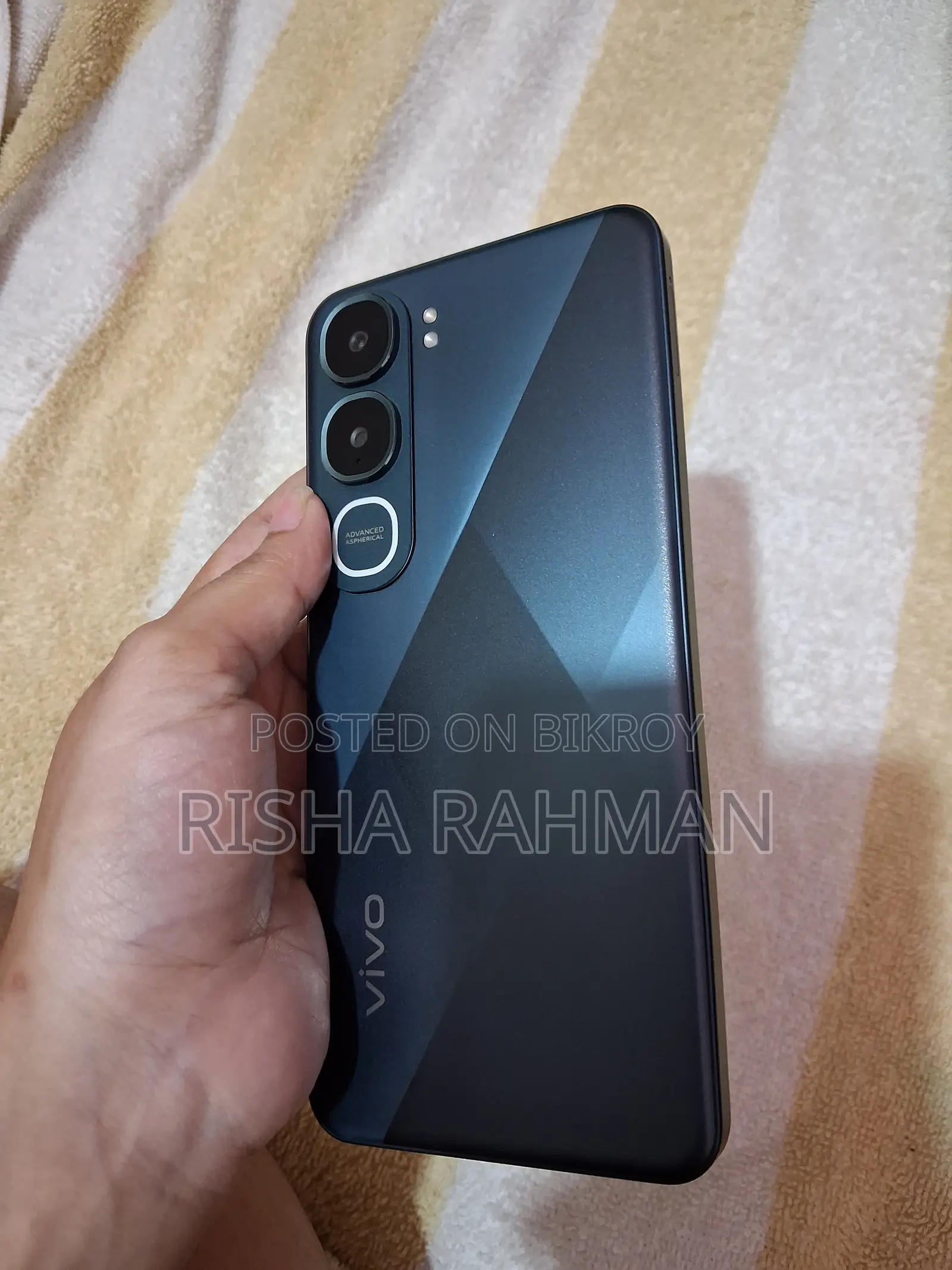 New Vivo Y21 128 GB Green