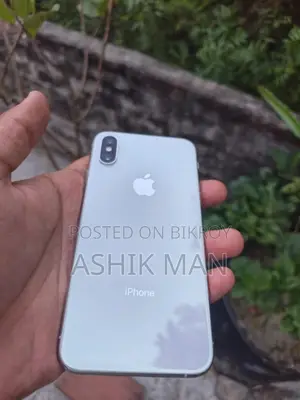 New Apple iPhone XS 256 GB Silver