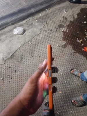 Infinix Hot 70 128 GB Orange