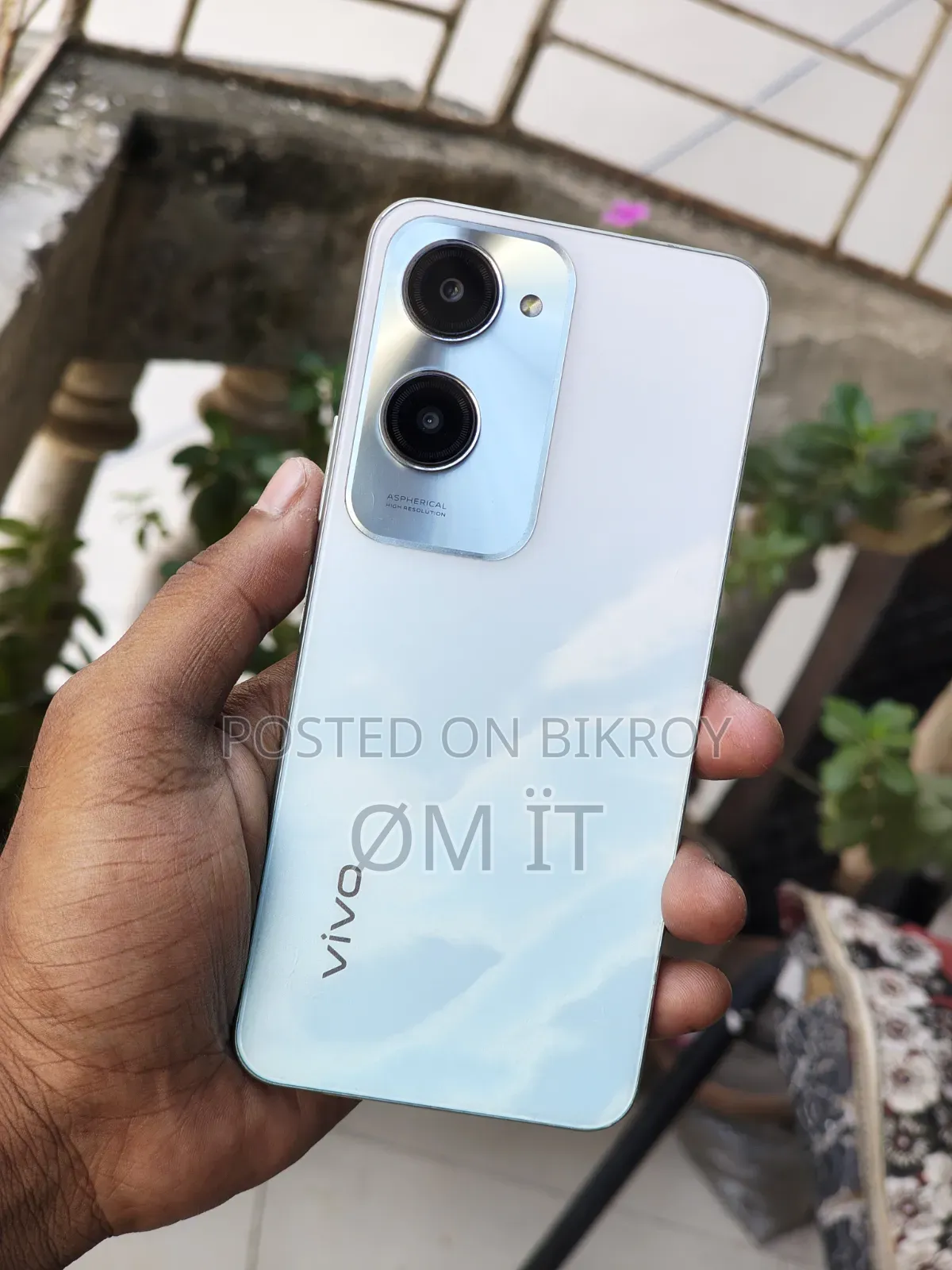 ভিভো ওয়াই১৮ ১২৮ জিবি নীল