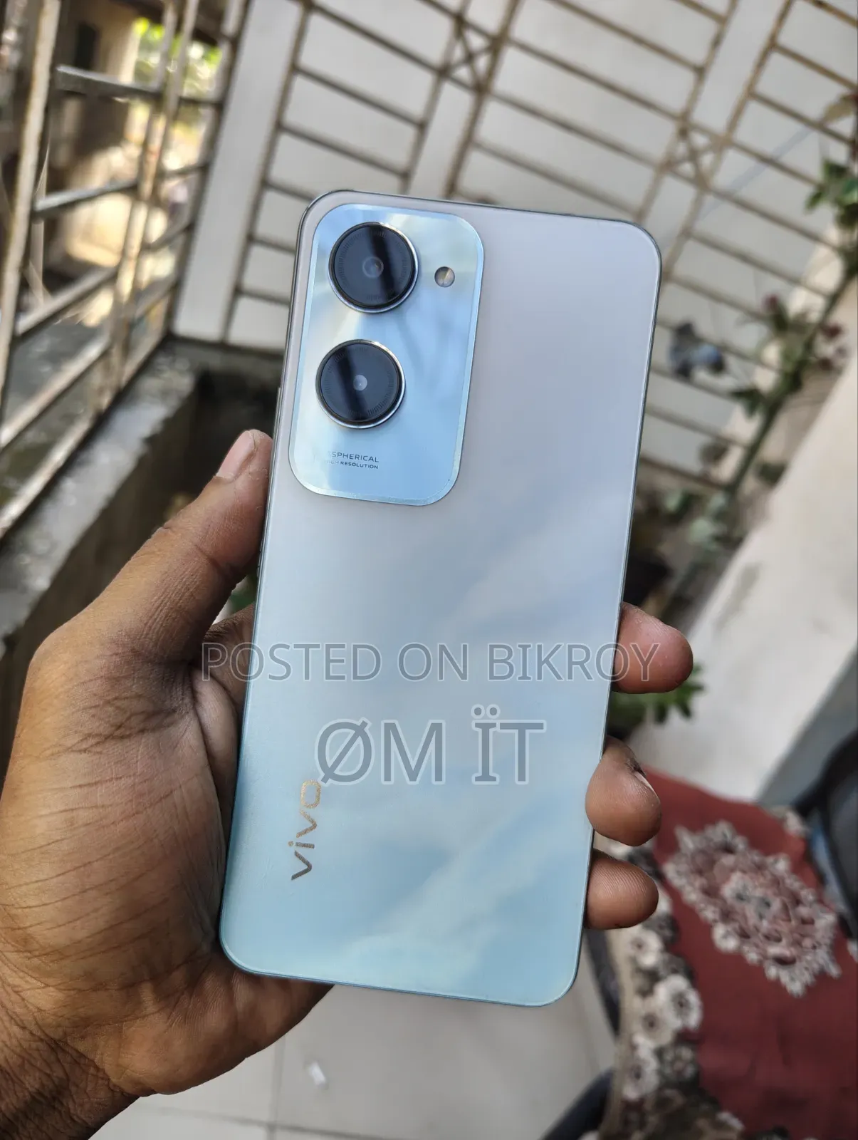 ভিভো ওয়াই১৮ ১২৮ জিবি নীল
