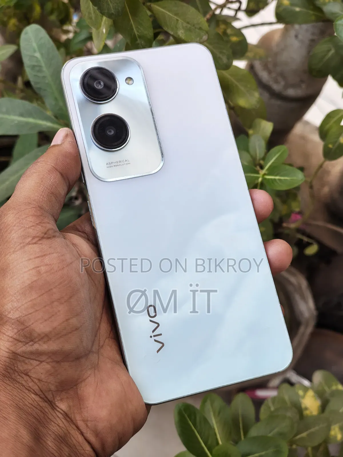 ভিভো ওয়াই১৮ ১২৮ জিবি নীল
