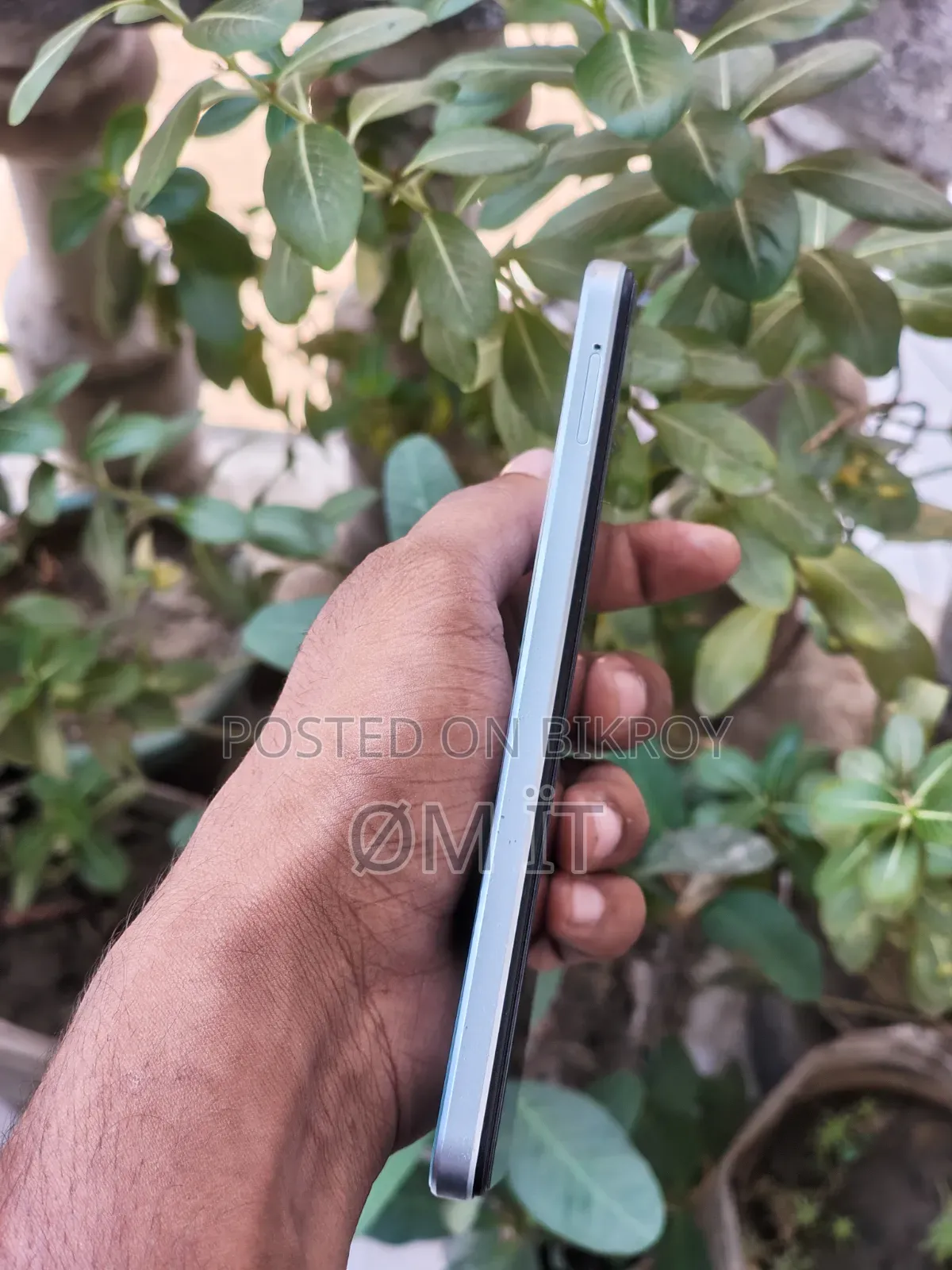 ভিভো ওয়াই১৮ ১২৮ জিবি নীল