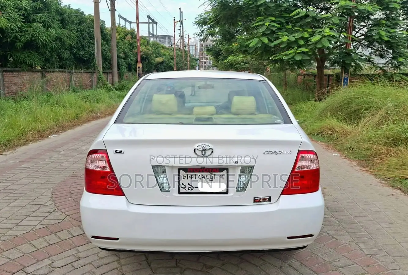 Toyota Corolla 2005 White
