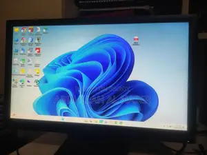 Desktop Computer Dell Vostro Mini 8GB Intel Core i3 HDD+SSD 128GB