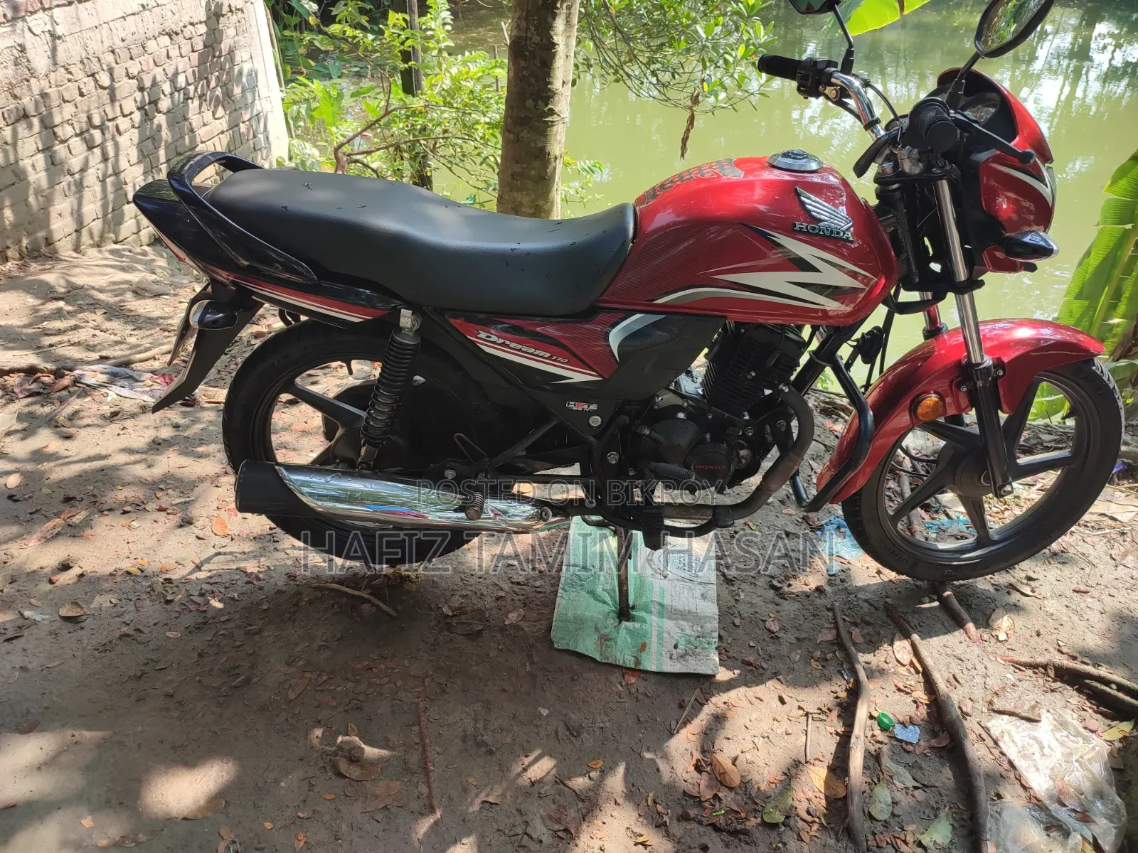 Honda Dream Neo 2022 Red