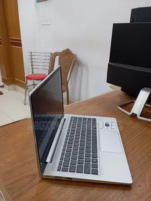Laptop HP ProBook 445 G9 16GB Intel Core i7 SSD 512GB