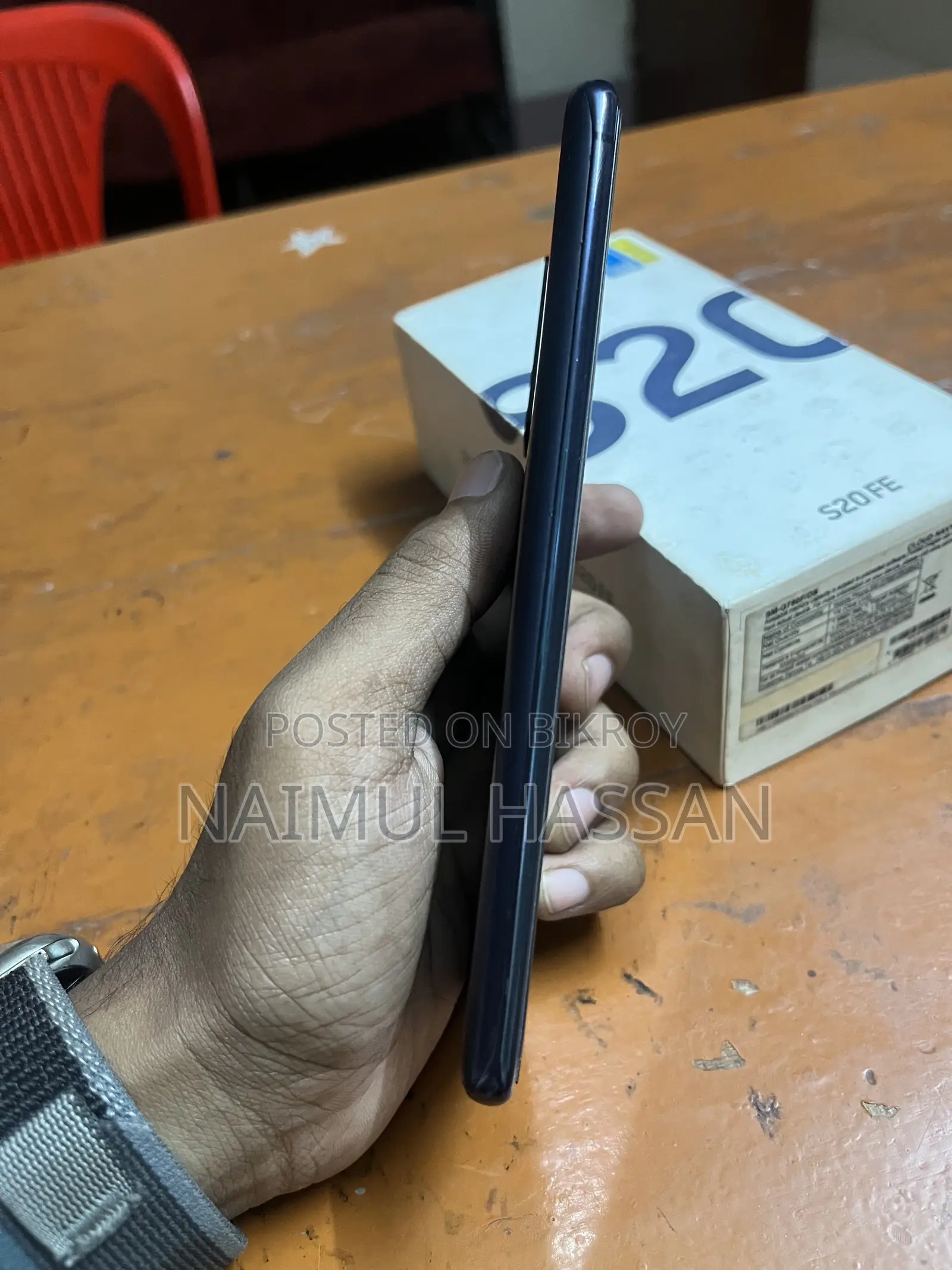 স্যামসাং গ্যালাক্সি এস২০ এফই ৫জি ১২৮ জিবি ব্লু