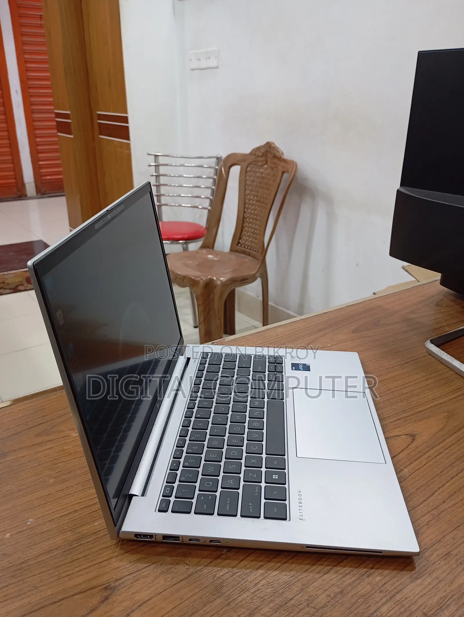 Laptop HP EliteBook 840 G9 16GB Intel Core i5 SSD 256GB