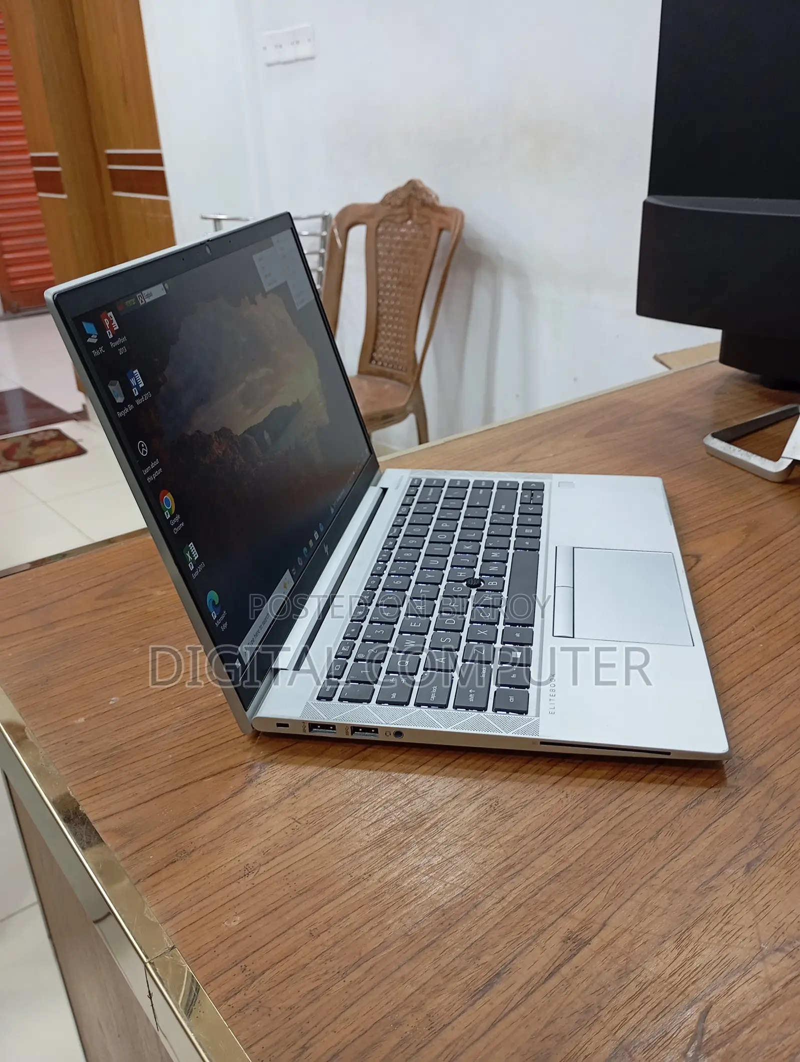 HP EliteBook 845 G7 Laptop 8GB AMD Ryzen 5 SSD 256GB