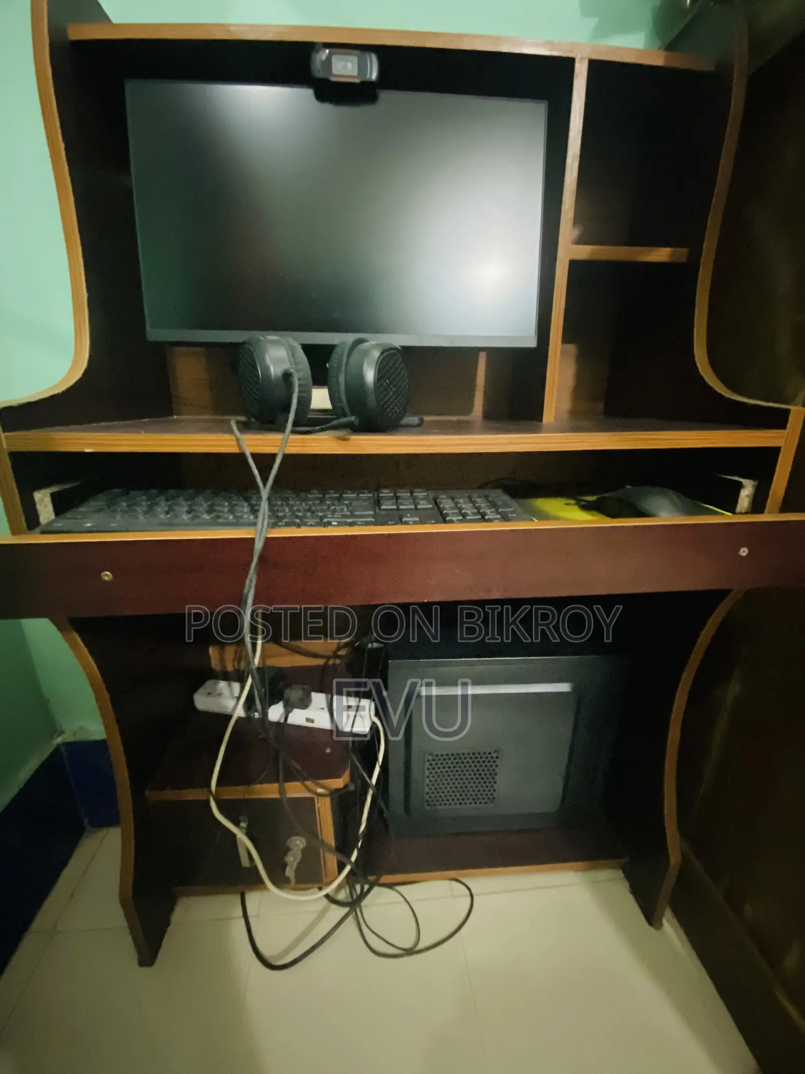 Desktop Computer MSI 8GB AMD A4 SSD 3T