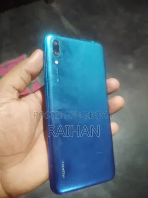 হুয়াওয়ে ৩২ জিবি নীল