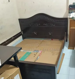 Used 6x7 Feet Wood Bed for Sale (Good Condition)