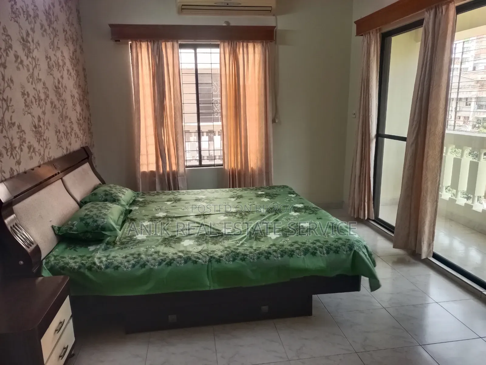 গুলশানের অনিক রিয়েল এস্টেটে ৩ বেডরুমের ফার্নিশড অ্যাপার্টমেন্ট ভাড়ার জন্য