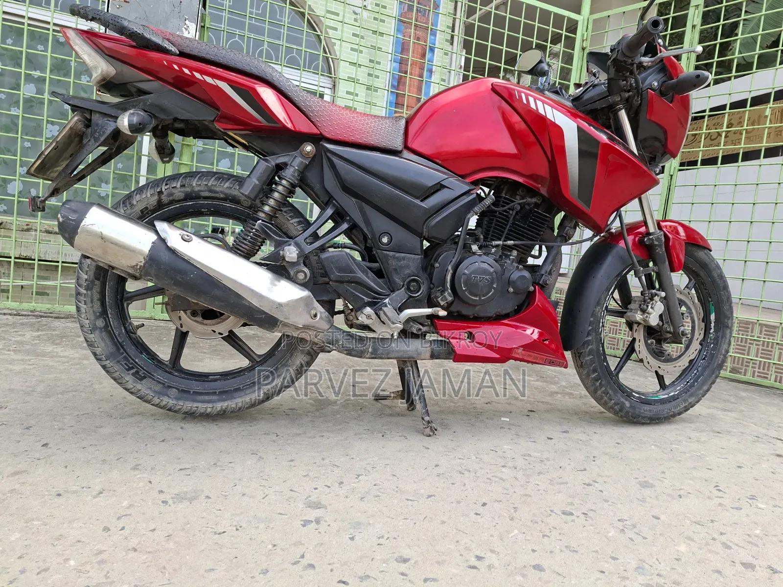 টিভিএস অ্যাপাচি আরটিআর ১৬০ টুভি ২০১৬ লাল