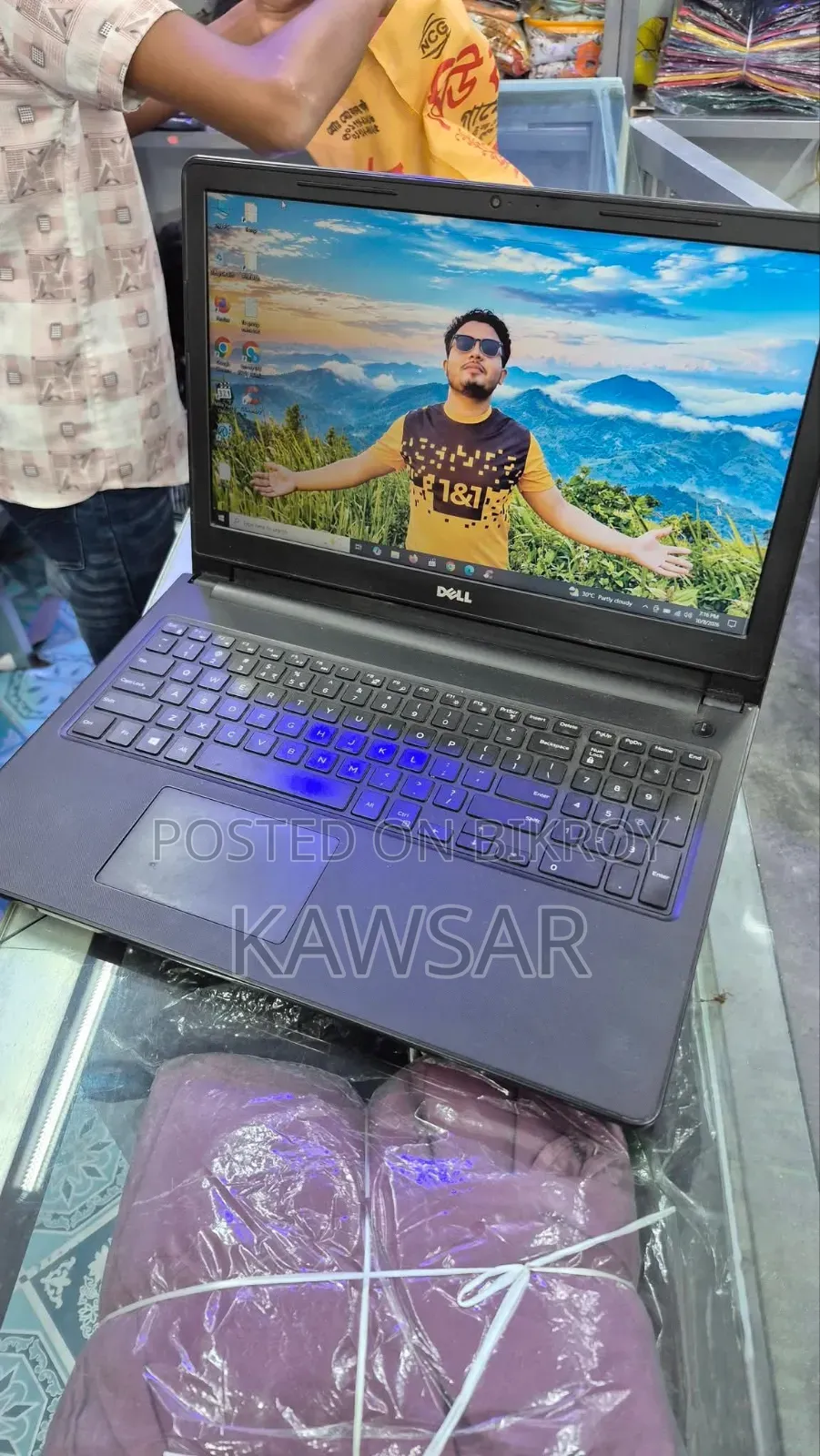 Laptop Dell Vostro 15 3500 4GB Intel HDD+SSD 512GB