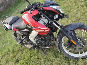 বাজাজ পালসার এনএস ১৬০ ২০২১ লাল
