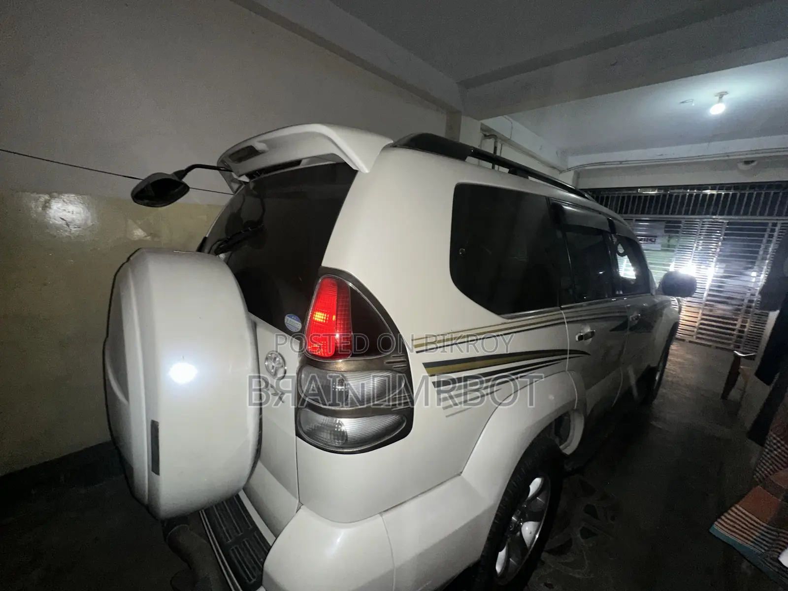 Toyota Land Cruiser Prado 2002 Pearl