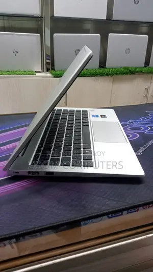 Laptop HP ProBook 440 8GB Intel Core i5 SSD 256GB