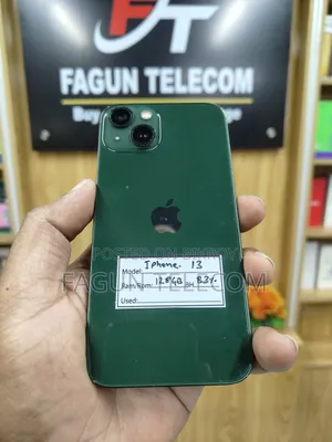 Apple iPhone 13 128 GB Green