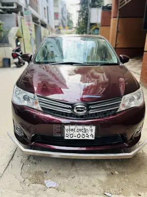 টয়োটা এক্সিও ২০১৩ মেরুন