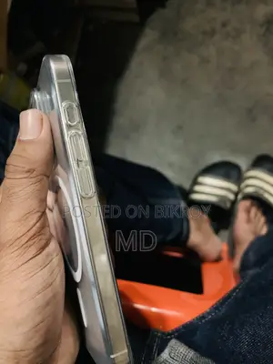 অ্যাপল আইফোন ১৫ প্রো ১২৮ জিবি