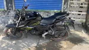 Suzuki Gixxer 2025 Black