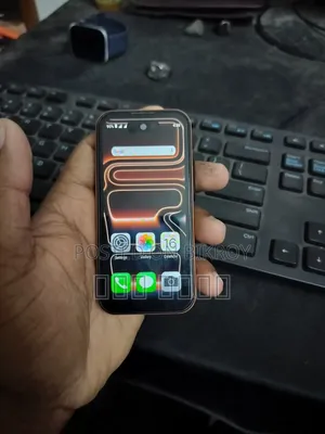 মোবাইল ফোন ৫১২ জিবি হলুদ