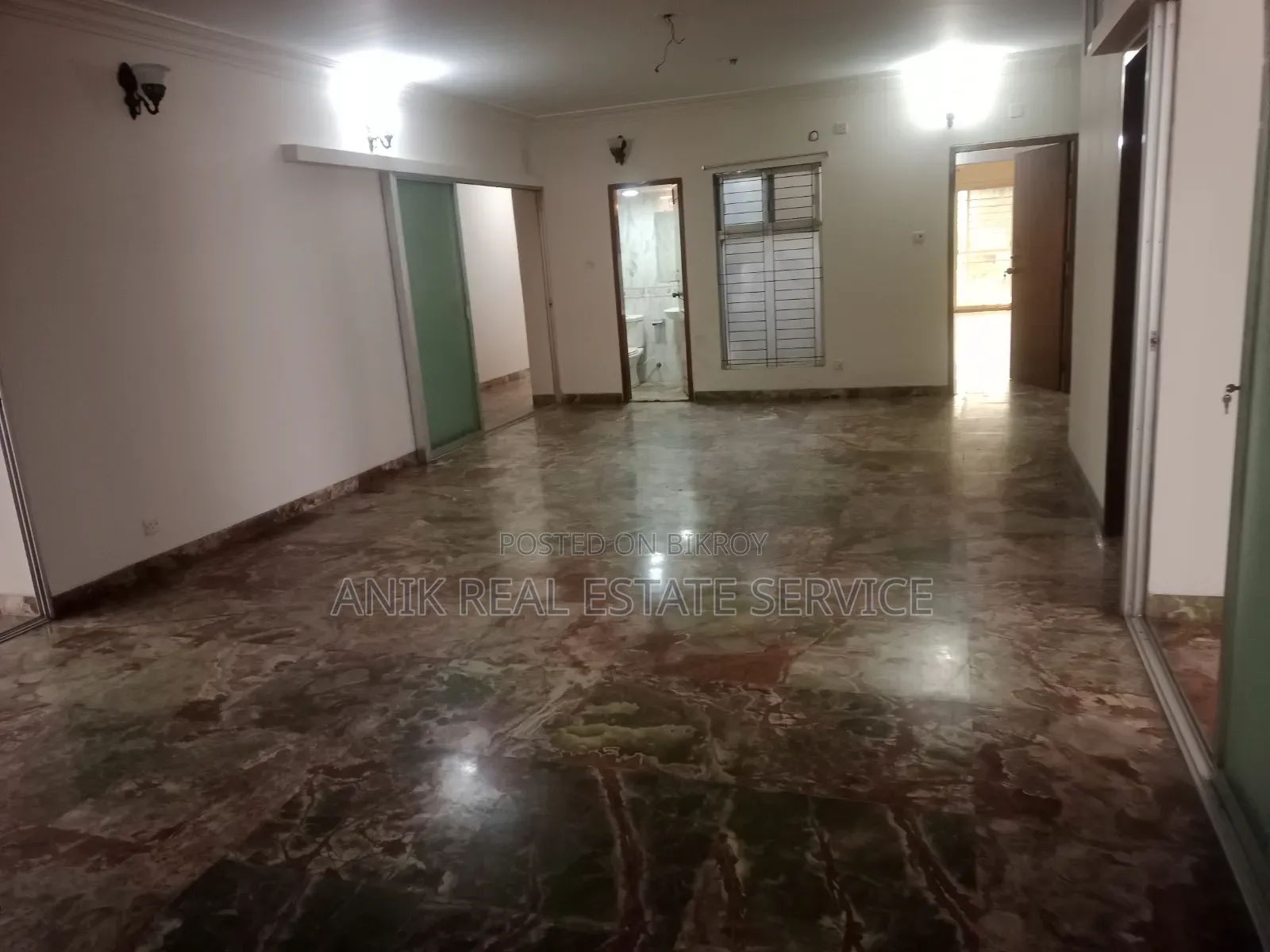 গুলশানের অনিক রিয়েল এস্টেটে ৪ বেডরুমের অ্যাপার্টমেন্ট ভাড়া দেওয়া হবে