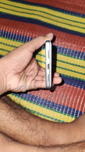 গুগল পিক্সেল ৭ ১২৮ জিবি হোয়াইট