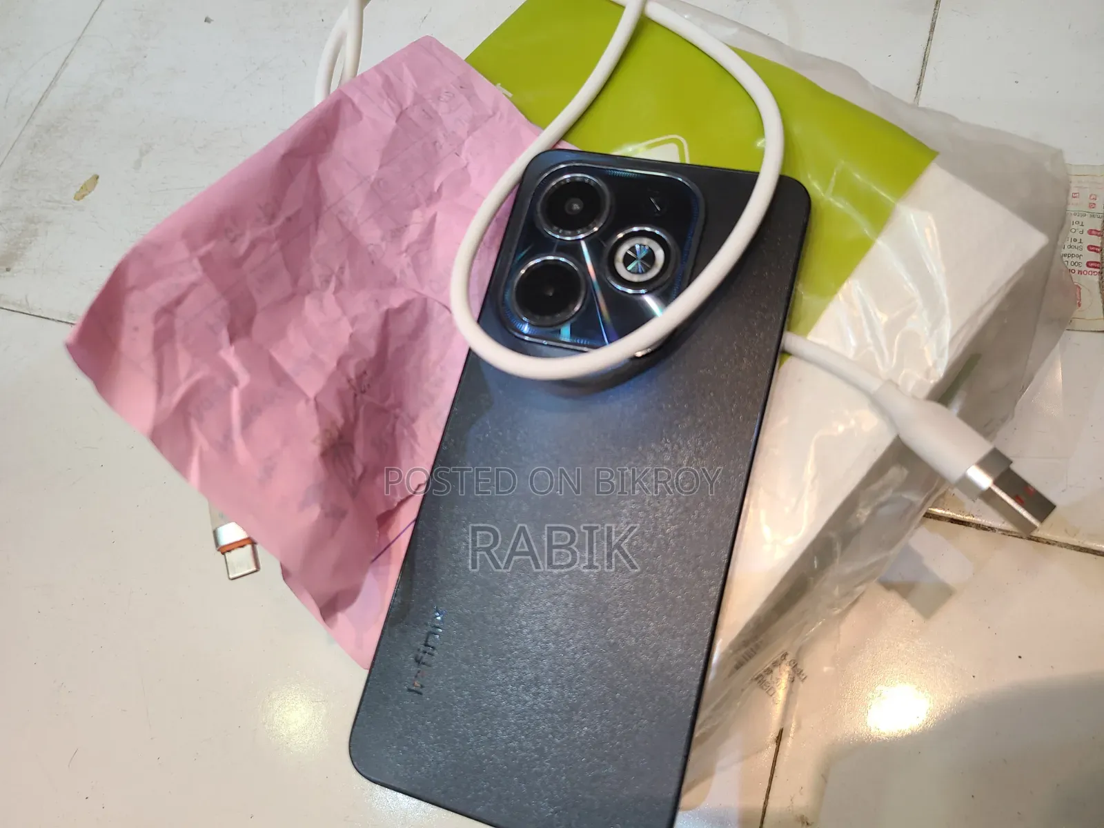 ইনফিনিক্স হট ৪০আই ১২৮ জিবি ব্ল্যাক